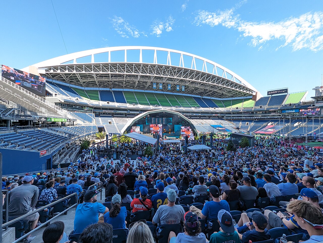 From Amateurs to Pros: Defining Moments in Major League Baseball History